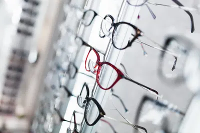 Zakład optyczny - Gabinet okulistyczny - Refrakcjonista